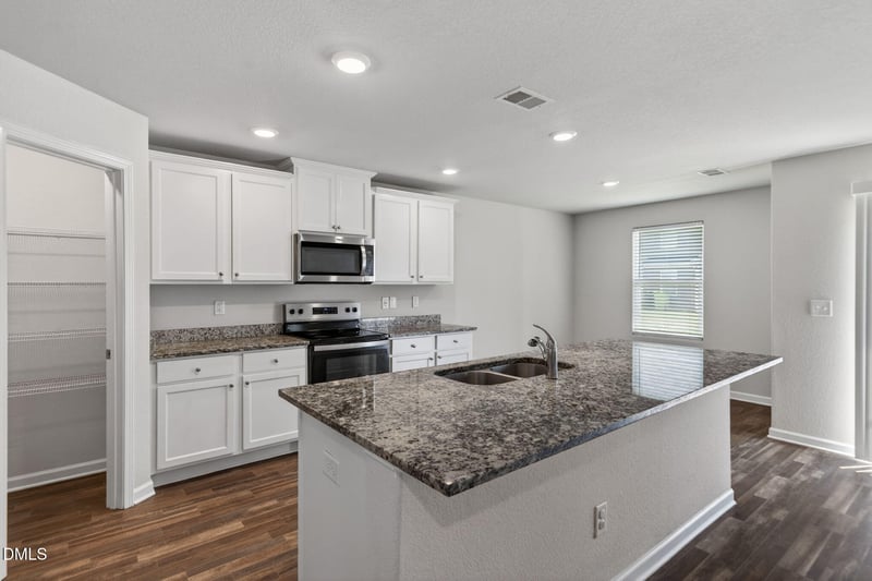 205 Brisk Dr, Zebulon, NC 27597