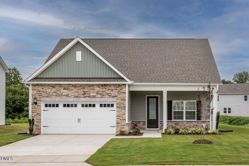 205 Custer Dr, Mebane, NC 27302