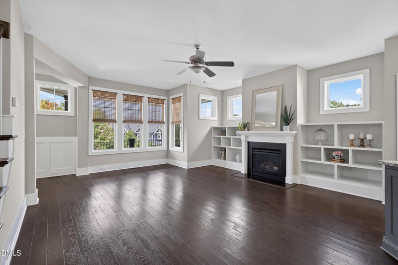 205 Diggory Dr, Holly Springs, NC 27540