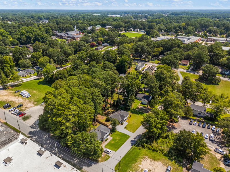 205 Jones Ave, Fuquay Varina, NC 27526