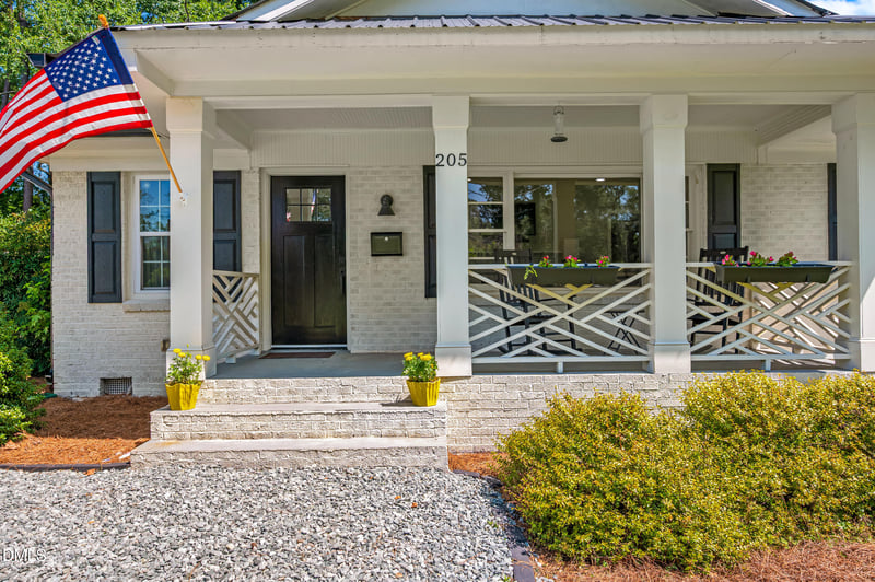 205 Jones Ave, Fuquay Varina, NC 27526