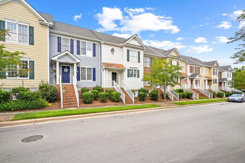 205 Madison Grove Pl, Cary, NC 27519