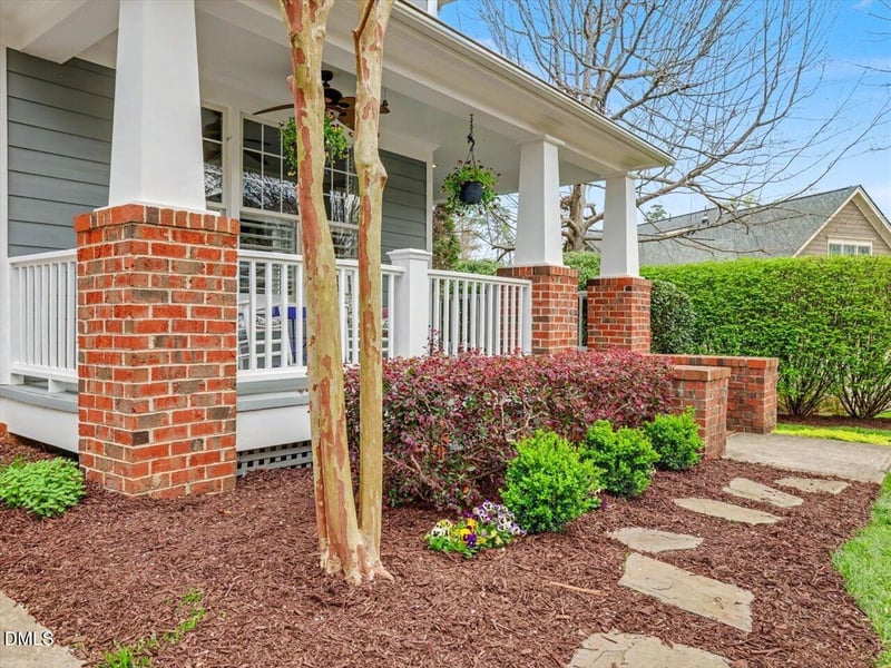 205 N Park Bluff Dr, Chapel Hill, NC 27517