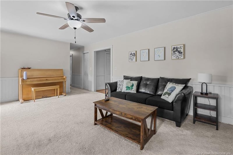 205 Violet Rd, Dunn, NC 28334