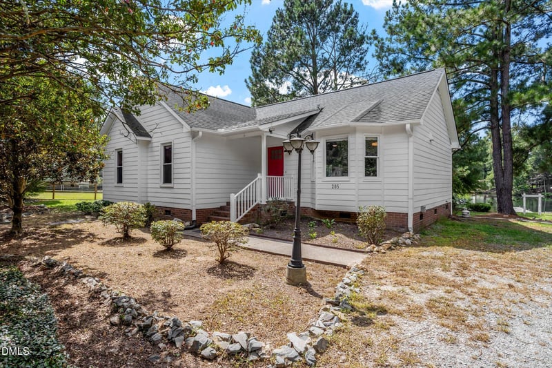 205 William Dr, Benson, NC 27504