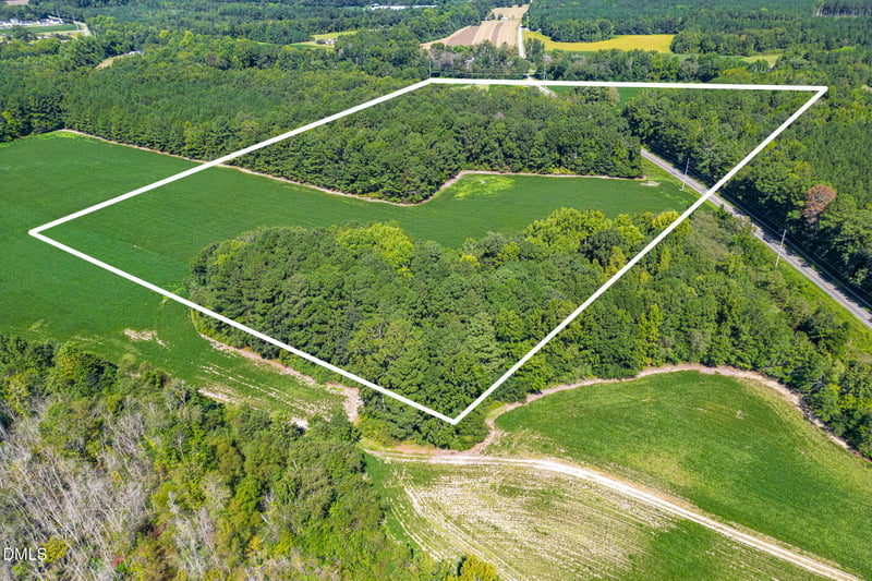 2050 Clark Rd, Lillington, NC 27546