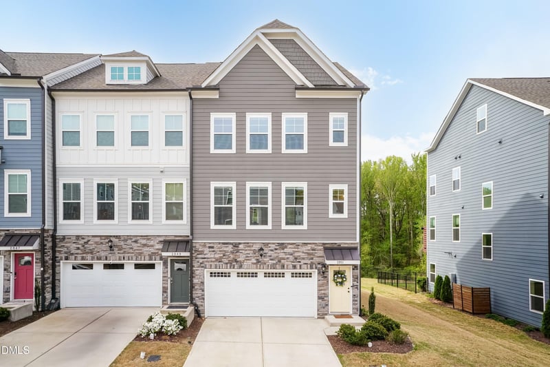 2051 Eva Pearl Dr, Apex, NC 27502
