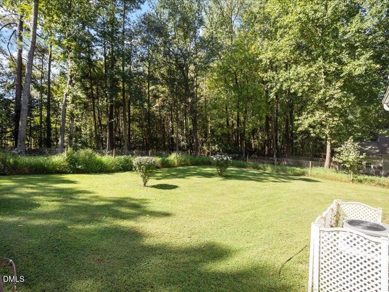 2053 Stillwood Dr, Youngsville, NC 27596