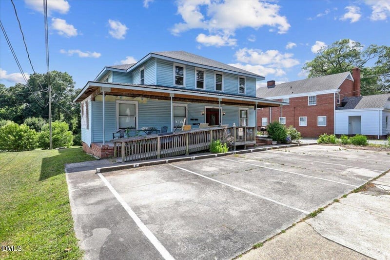 206 E Church St, Smithfield, NC 27577