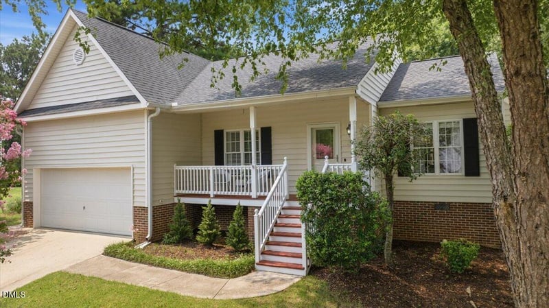 206 Kelly West Dr, Apex, NC 27502