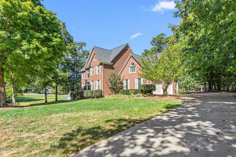 206 Pebble Beach Dr, Mebane, NC 27302