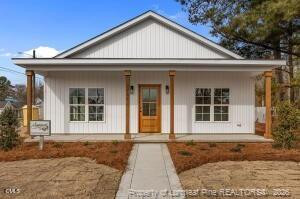 206 S Wall St, Benson, NC 27504
