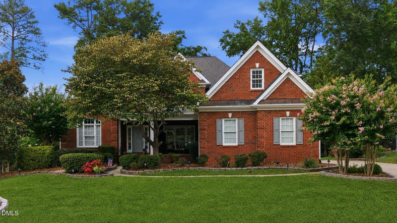 206 Yale Ln, Chapel Hill, NC 27517
