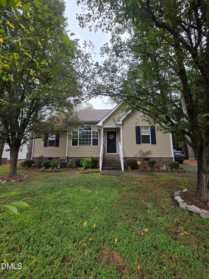 2060 Ferbow St, Creedmoor, NC 27522