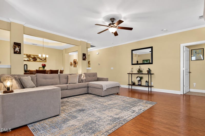 207 Laurel Oaks Dr, Youngsville, NC 27596