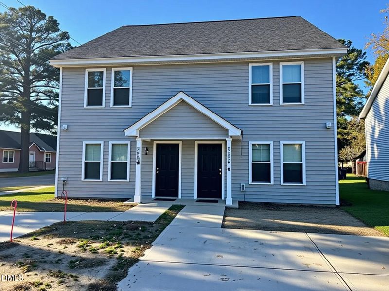 207 N Sellers St, Selma, NC 27576