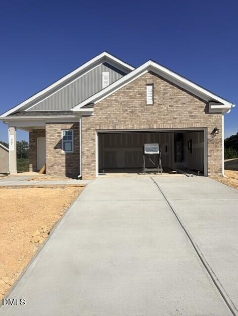 207 Tar Banks Dr, Louisburg, NC 27549