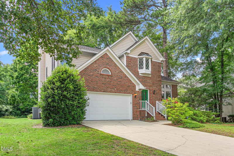 207 Windhover Dr, Chapel Hill, NC 27514
