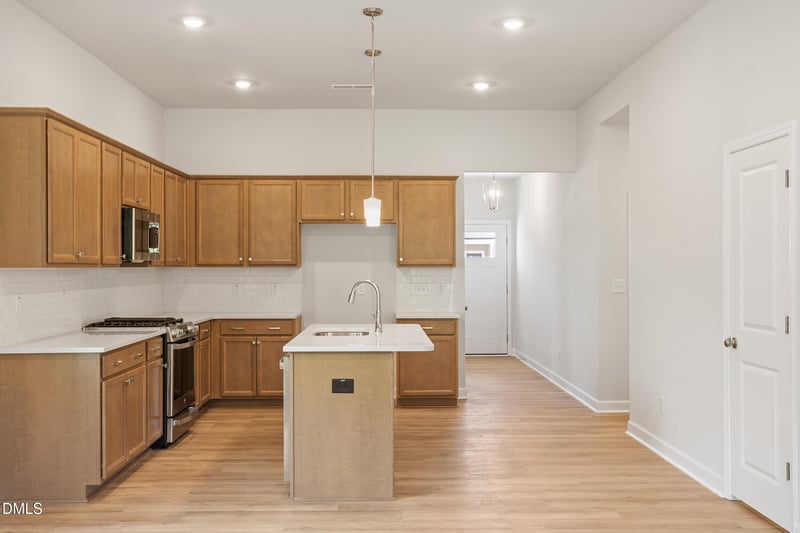 2073 Bull City Bend #405, Durham, NC 27703