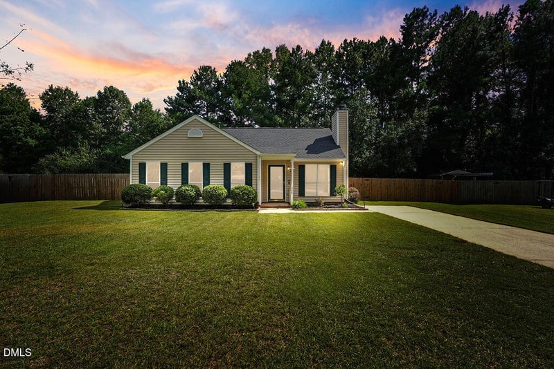 208 Bateau Rd, Holly Springs, NC 27540