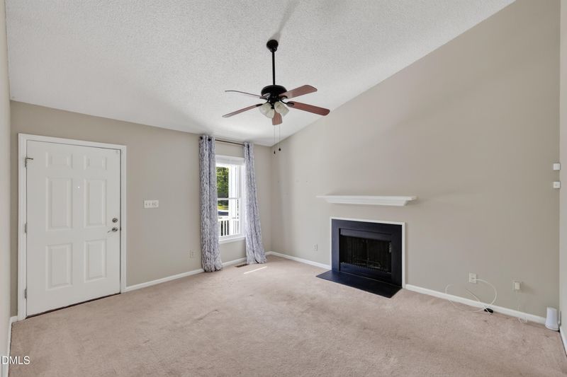 208 Crosspine Dr, Raleigh, NC 27603