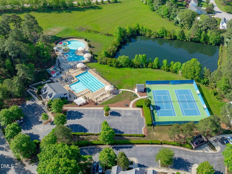 208 Hickory Glen Ln, Holly Springs, NC 27540