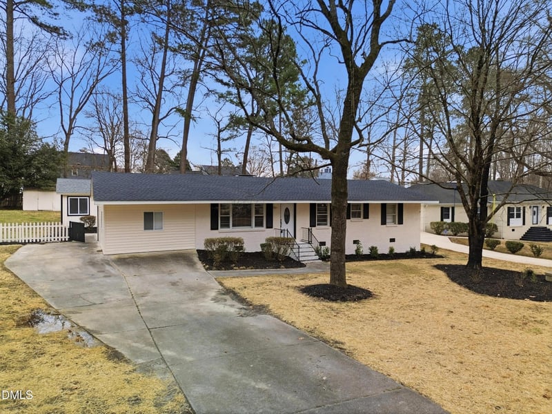 208 Lynnwood Estates Dr, Knightdale, NC 27545