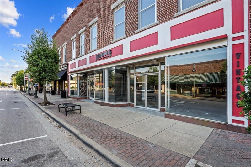 208 E Main St, Benson, NC 27504