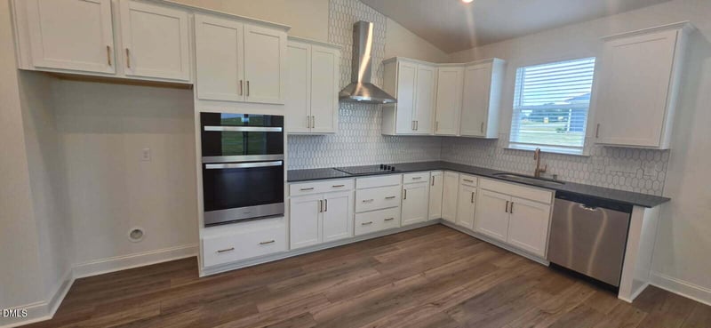 208 Matthew Mdw Ln, Lillington, NC 27546