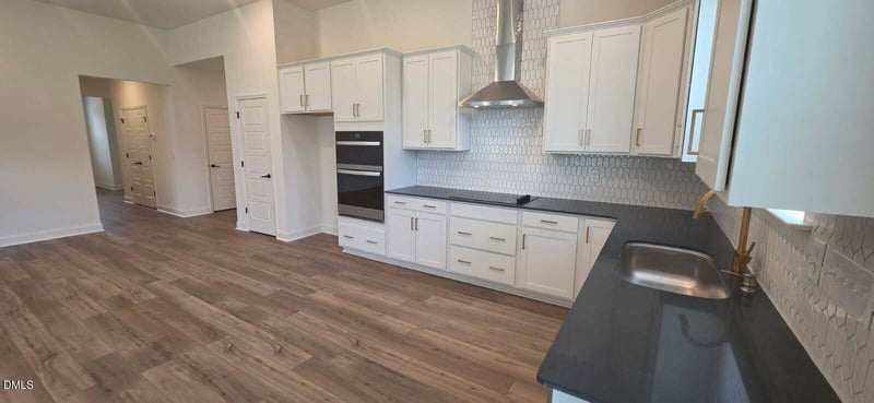 208 Matthew Mdw Ln, Lillington, NC 27546