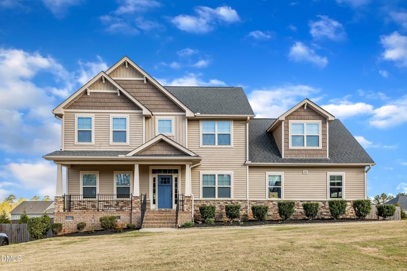 208 Tarkenton Ct, Clayton, NC 27527