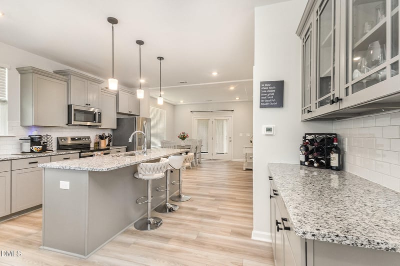 208 White Oak Gdn Way, Garner, NC 27529