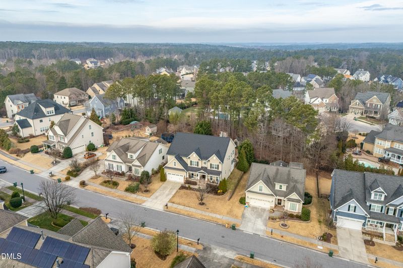 209 Ashdown Forest Ln, Cary, NC 27519