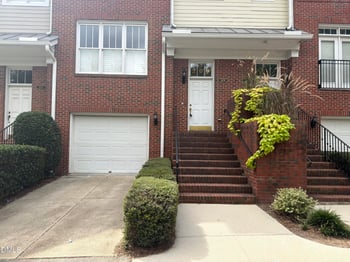 209 Ashton Hall Ln, Raleigh, NC 27609