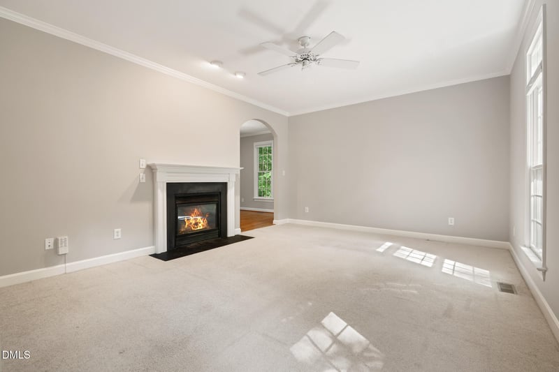 209 Cobblestone Dr, Chapel Hill, NC 27516