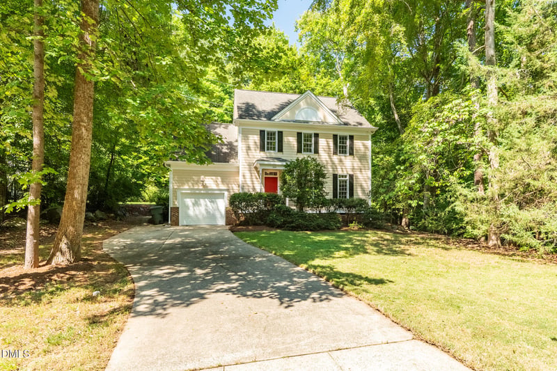 209 Cobblestone Dr, Chapel Hill, NC 27516