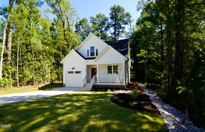 209 W Franklin St, Zebulon, NC 27597