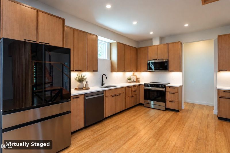 209 Freeman St, Raleigh, NC 27601