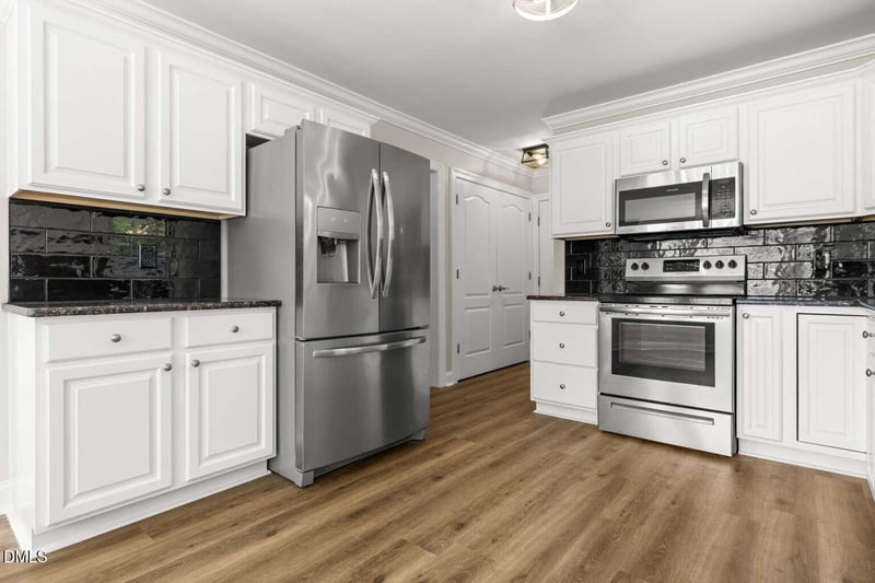 209 James St, Apex, NC 27502