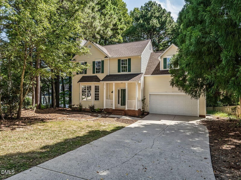 209 Leafgate Ct, Holly Springs, NC 27540