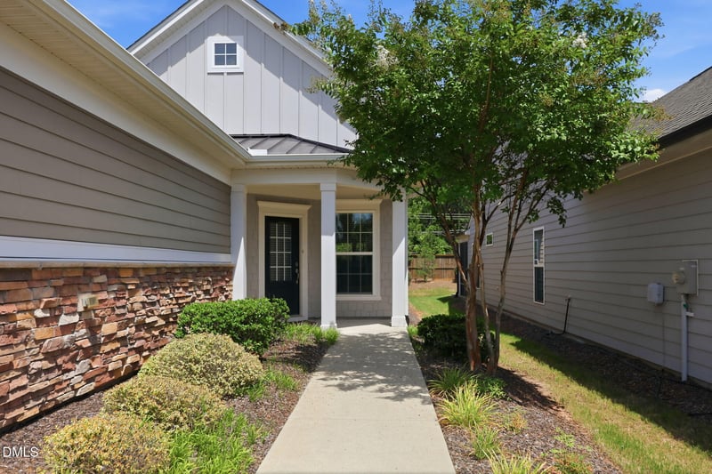 209 Pipit Dr, Durham, NC 27703