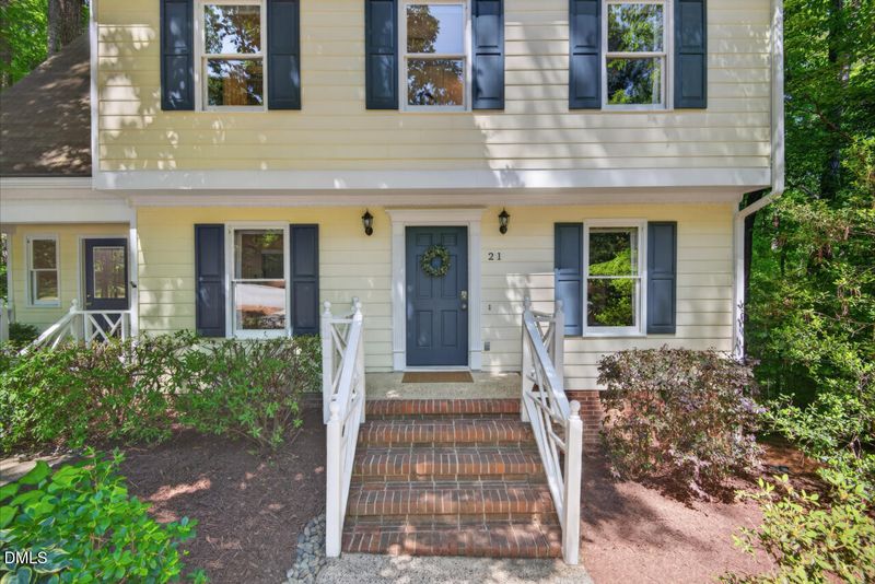 21 Thorne Ridge Dr, Durham, NC 27713