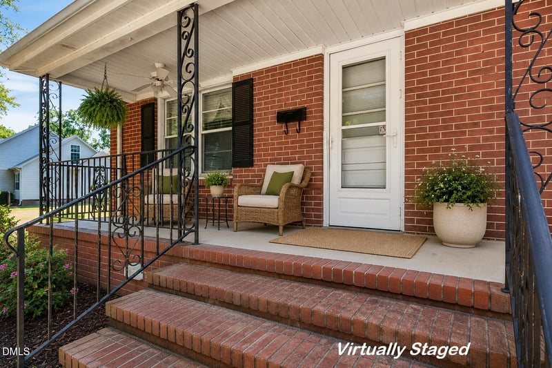 210 Bagwell St, Garner, NC 27529