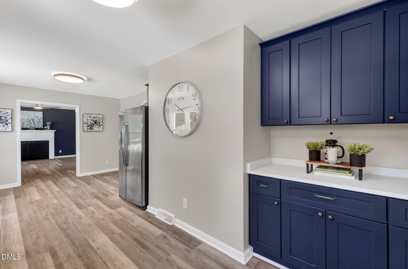 210 E Crestview Dr, Smithfield, NC 27577