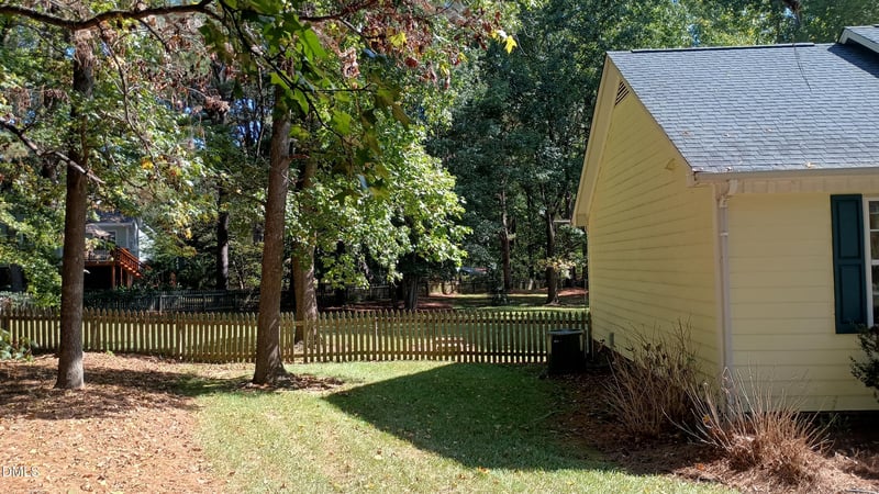 2104 Colorwood Ct, Fuquay Varina, NC 27526