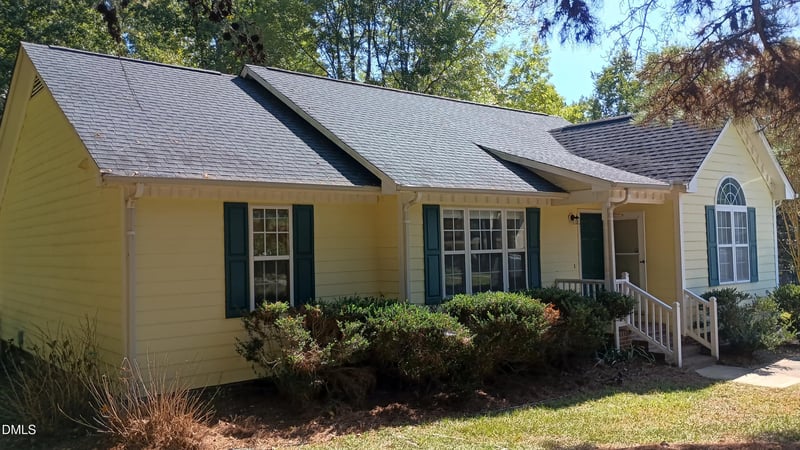 2104 Colorwood Ct, Fuquay Varina, NC 27526