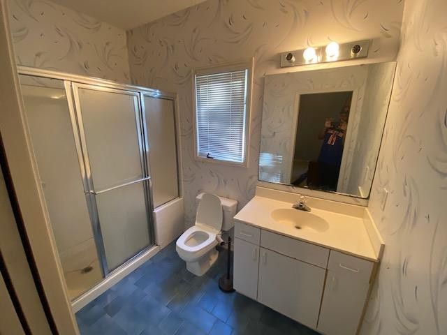 2106 Herbert Dr, Zebulon, NC 27597