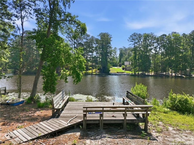 2107 Pinewood Ter, Fayetteville, NC 28304