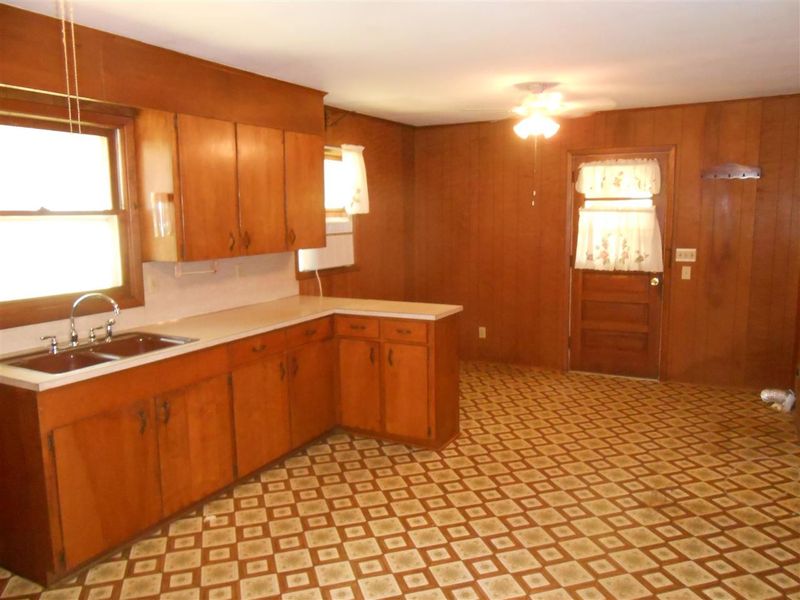 2109 Happy Trails Rd, Clayton, NC 27520