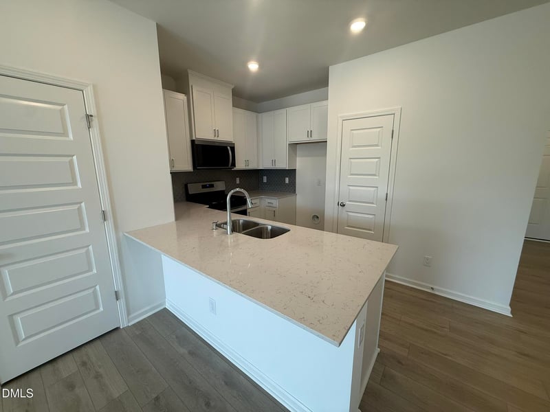 2109 Oakdale Dr, Durham, NC 27703